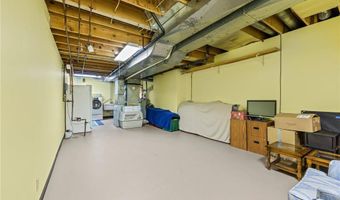 1267 Nursery Hill Ln, Arden Hills, MN 55112