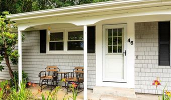46 Stone Gate Dr, North Kingstown, RI 02852
