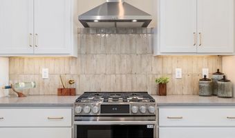 4048 SADDLEBACK Ln, Cheyenne, WY 82001