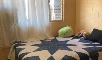 4280 Salt Lake Blvd C13, Honolulu, HI 96818