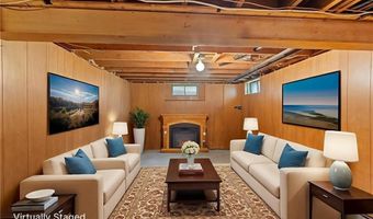 86 Oak St, Hopkinton, RI 02804