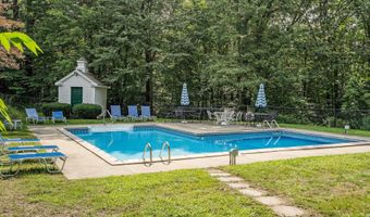 244 Villager Rd, Chester, NH 03036