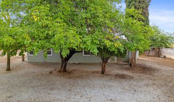 6400 Dale Ln, Anderson, CA 96007