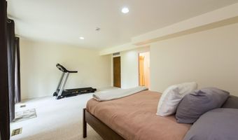 2503 Meade Ct, Ann Arbor, MI 48105