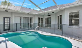 6813 REGENTS VILLAGE Way, Apollo Beach, FL 33572