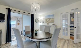 809 Lychee Dr, Barefoot Bay, FL 32976
