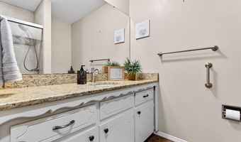 737 Crown Dr, Bartlesville, OK 74006