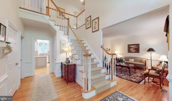 7565 MARSHALL Dr, Annandale, VA 22003