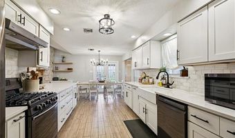 108 DICKSON Dr, Belle Chasse, LA 70037