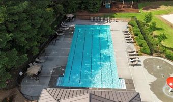 416 Fairway Dr, Acworth, GA 30101