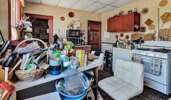 174-176 N Champlain St, Burlington, VT 05401
