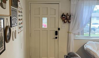 1437 Hemlock Ave, Anderson, CA 96007