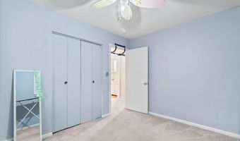 1015 N Maple Rd, Ann Arbor, MI 48103