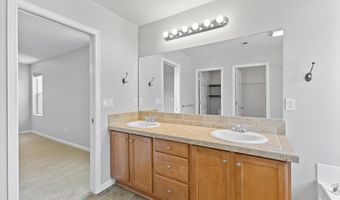 12800 JOYS Dr, Oregon City, OR 97045