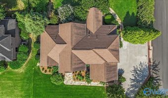 280 St Andrews Ln, Albertville, AL 35951