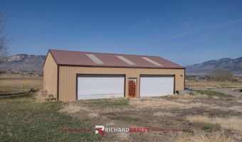 16 Caddis Ln, Cody, WY 82414