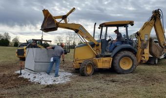 4775 S 50th Rd, Aldrich, MO 65601