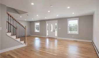 311 Hope Rd, Cranston, RI 02921