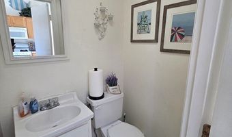 169 Gosnold St, Barnstable, MA 02601