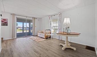 527 Egret Cir, Barefoot Bay, FL 32976
