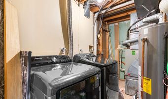 932 LAKE OVERLOOK Dr, Bowie, MD 20721