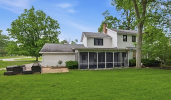 807 Hillcrest Dr, Ashland, OH 44805