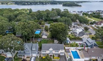305 Barbara Dr, Point Pleasant, NJ 08742