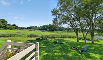 16 Driscoll Rd, Branford, CT 06405