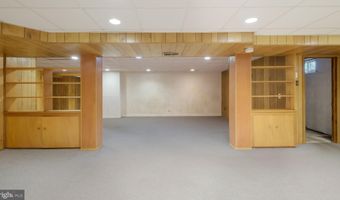 1810 HEMLOCK Cir, Abington, PA 19001