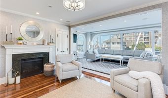 28 Brown And Howard Wharf 102, Newport, RI 02840