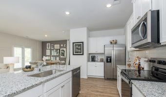 5474 CYPRESS Cir, College Park, GA 30349