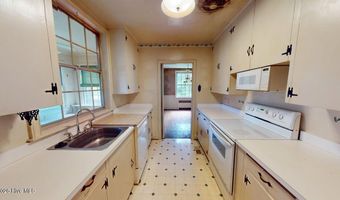 808 W South St, Ahoskie, NC 27910