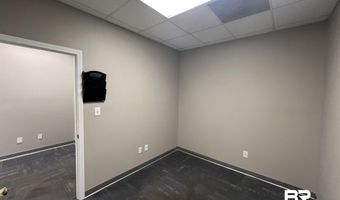 810 E Craig St, Atmore, AL 36502