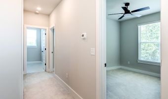 4 McHugh Ln, Bella Vista, AR 72715