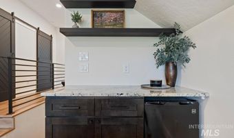 5638 E Felly Rim Ct, Boise, ID 83716