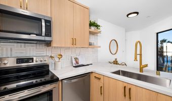 4465 Ocean Blvd 61, San Diego, CA 92109