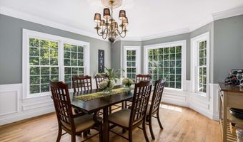 11 Mcafee Farm Rd, Bedford, NH 03110