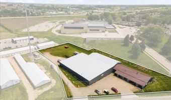 301 Old Dubuque Rd, Anamosa, IA 52205