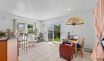 103 Nassau Dr, Albertson, NY 11507