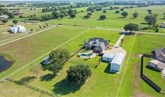 8326 Sidney Gautreaux Rd, Abbeville, LA 70510