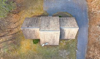 705 BEAUREGARD Dr, Basye, VA 22810