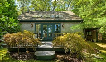17 Pojac Point Rd, North Kingstown, RI 02852