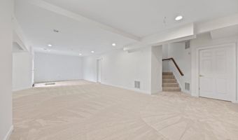 401 CALLOWAY Ct, Ashton, MD 20861
