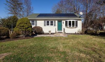 4 Nicholas St, Danbury, CT 06810