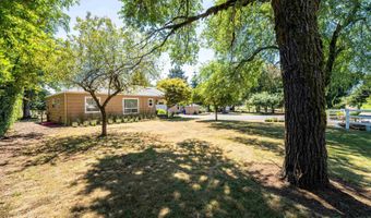 24242 S Larkin Rd, Beavercreek, OR 97004