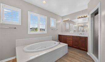 2332 Douglaston, Escondido, CA 92026
