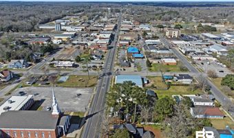 309 S Main St, Atmore, AL 36502