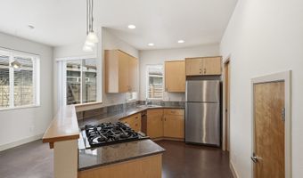 40 SW MCKINLEY Ave, Bend, OR 97702