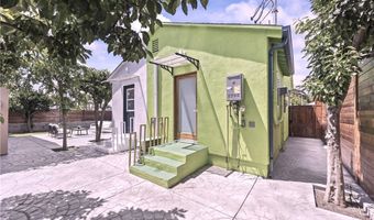 5606 White Oaks Ave, Encino, CA 91316