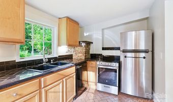 54 Downing St, Asheville, NC 28806